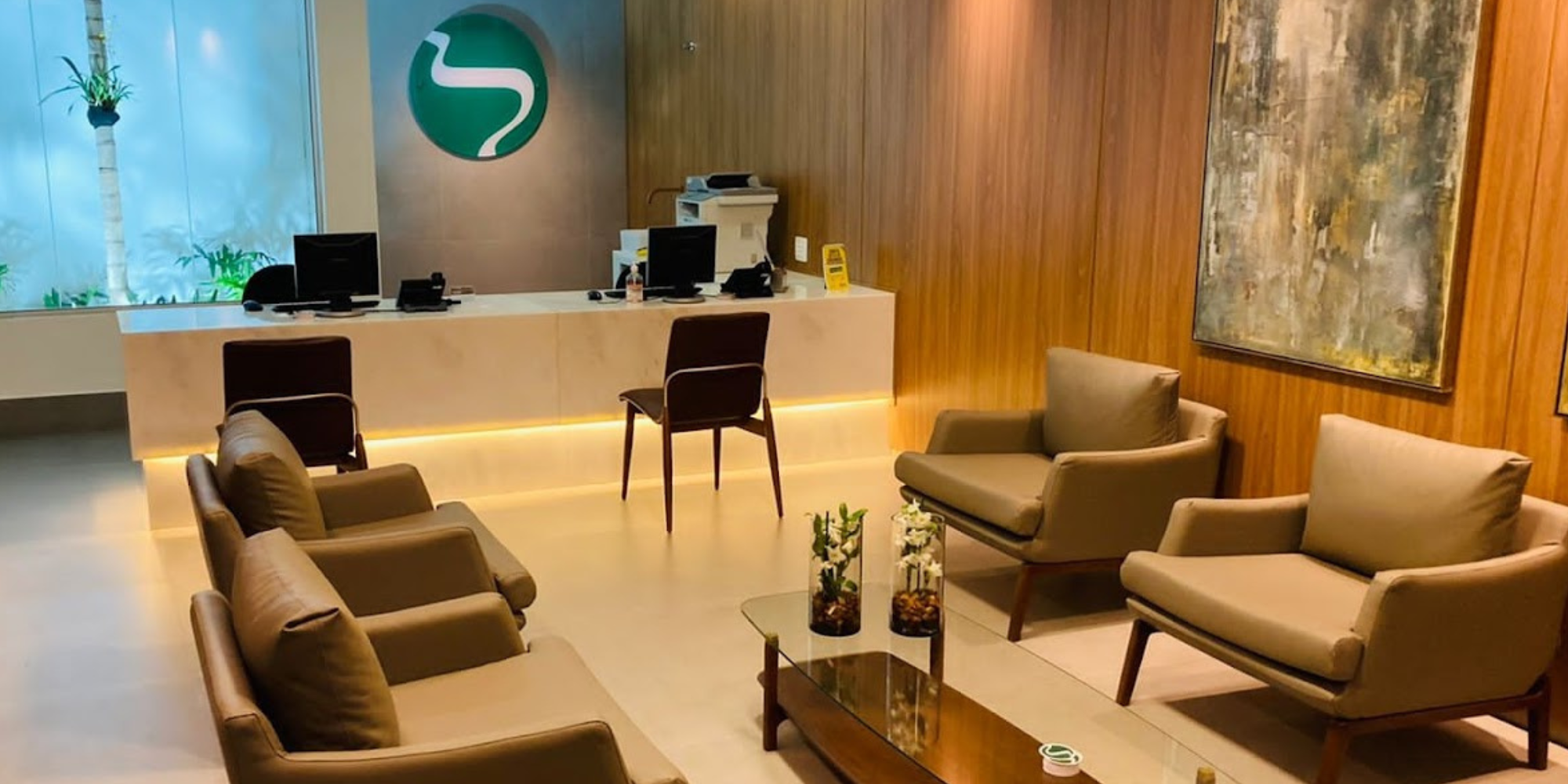 Cópia de Cópia de Cópia de Creme e Azul Conferência de Negócios Eventos Site (2)